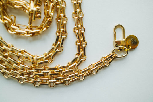 Link Chain Crossbody