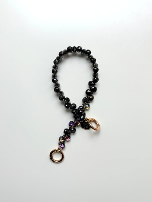 Onyx Raindrop Wristlet