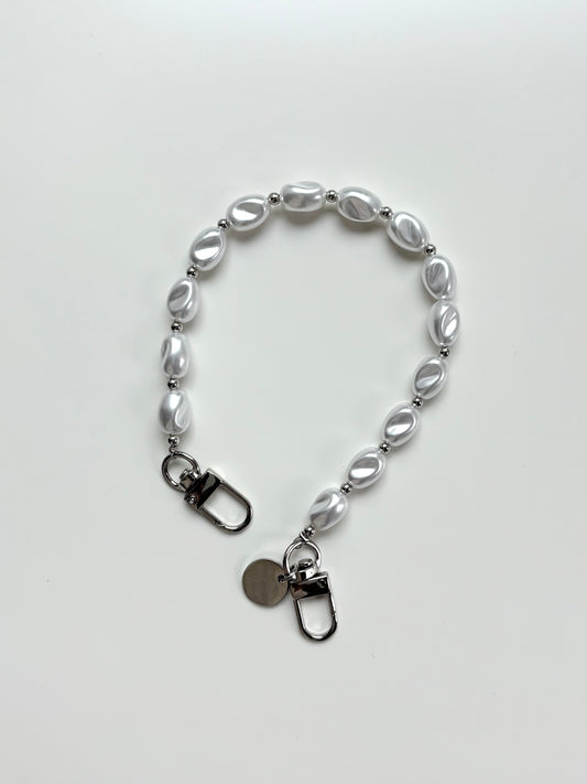 OG Pearl Wristlet